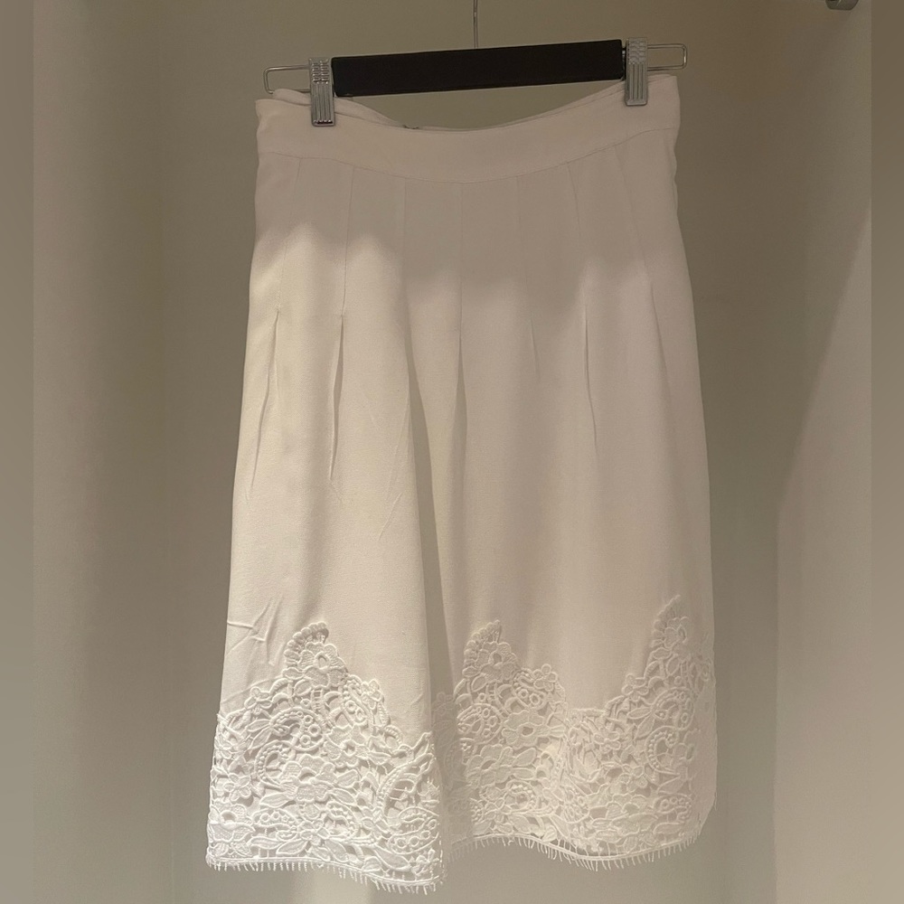 Karl Lagerfeld white skirt with lace details